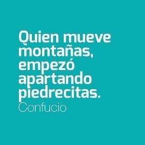 apartar piedrecitas del camino